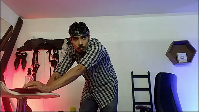 subarashi ishi69 online show from April 8, 2026, 7:15 pm