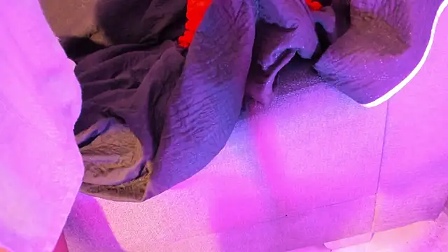 criss zuri online show from February 4, 2026, 12:33 pm