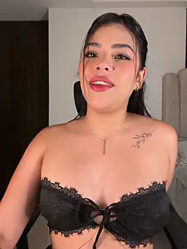 Snapshot of Sara-Evans chatting on February 26, 2026, 1:16 am Sara-Evans online show from February 26, 2026, 1:16 am