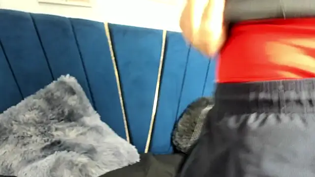 Snapshot of zeusapollofuck chatting on September 26, 2025, 8:49 pm zeusapollofuck online show from September 26, 2025, 8:49 pm