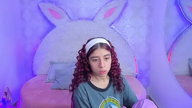 Snapshot of Gaby_louse chatting on January 17, 2026, 7:39 pm Gaby louse online show from January 17, 2026, 7:39 pm