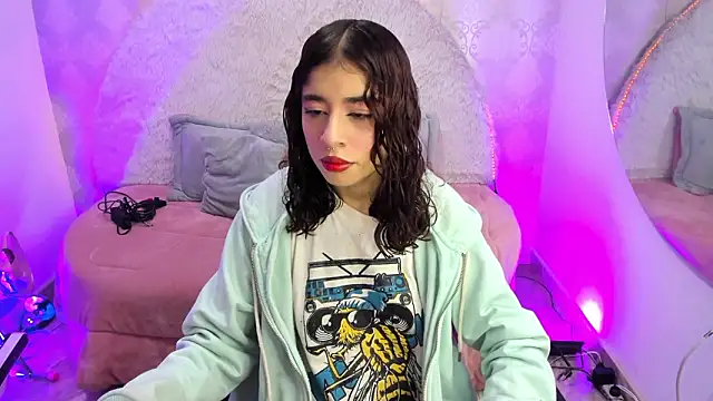 Snapshot of Gaby_louse chatting on February 28, 2026, 7:24 pm Gaby louse online show from February 28, 2026, 7:24 pm