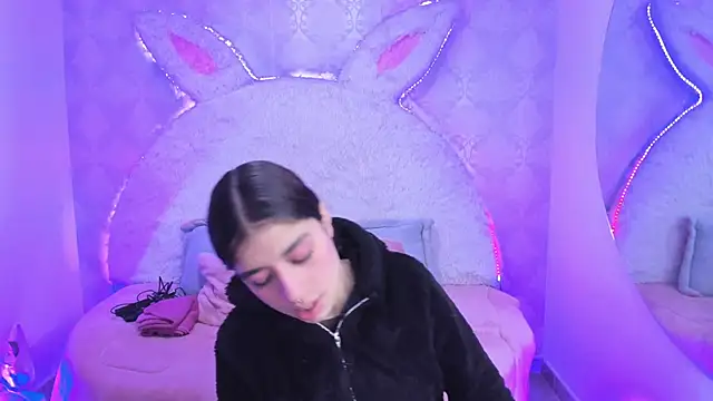 Snapshot of Gaby_louse chatting on February 25, 2026, 7:25 pm Gaby louse online show from February 25, 2026, 7:25 pm