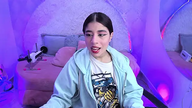 Snapshot of Gaby_louse chatting on February 27, 2026, 7:24 pm Gaby louse online show from February 27, 2026, 7:24 pm