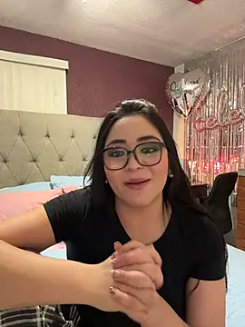 MyHoneyFrida online show from December 21, 2025, 6:26 am