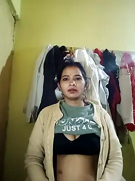 Snapshot of Jaya_Iyer chatting on December 17, 2025, 1:05 pm Jaya Iyer online show from December 17, 2025, 1:05 pm