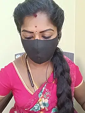 Snapshot of tamilammukuttyy chatting on June 13, 2026, 5:05 am tamilammukuttyy online show from June 13, 2026, 5:05 am