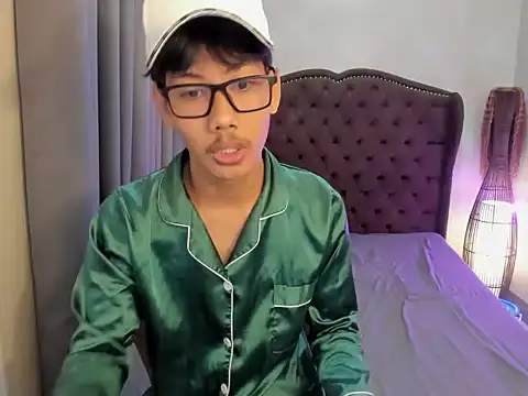 fucking hot2 online show from January 15, 2026, 2:48 am