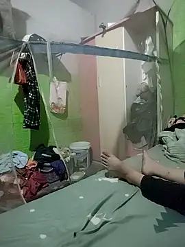 Tin tanny online show from October 26, 2025, 2:39 pm