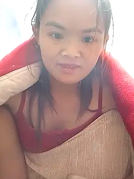 xinhxinhcute online show from October 25, 2025, 1:01 pm