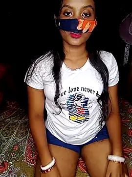 Snapshot of Sonya_89 chatting on October 14, 2025, 2:50 pm Sonya 89 online show from October 14, 2025, 2:50 pm