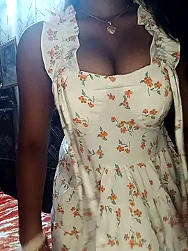 Snapshot of Sonya_89 chatting on October 2, 2025, 7:39 pm Sonya 89 online show from October 2, 2025, 7:39 pm