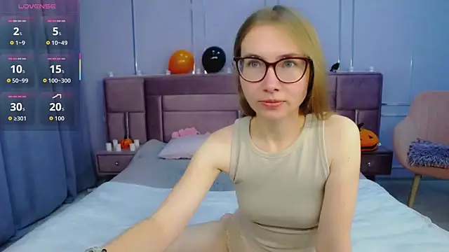 JessieJuss online show from October 29, 2025, 6:45 am