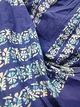 desi boudi87 online show from April 10, 2026, 5:42 pm