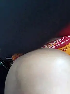 desi boudi87 online show from February 11, 2026, 4:34 am