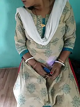 desi boudi87 online show from April 7, 2026, 9:22 am