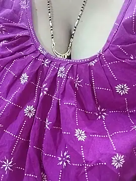 desi boudi87 online show from March 6, 2026, 7:47 am