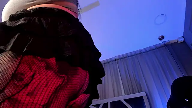 Snapshot of MAGIC_TESSA chatting on February 28, 2026, 12:16 pm MAGIC TESSA online show from February 28, 2026, 12:16 pm