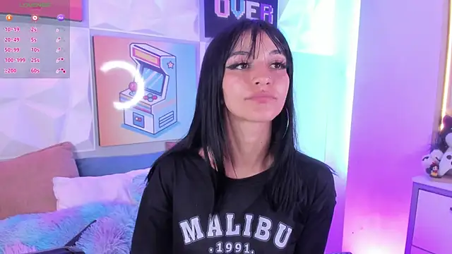 LindaWz  online show from December 17, 2025, 6:29 am