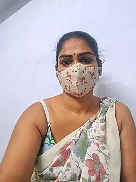 Snapshot of sherlin24 chatting on October 18, 2025, 4:42 pm sherlin24 online show from October 18, 2025, 4:42 pm