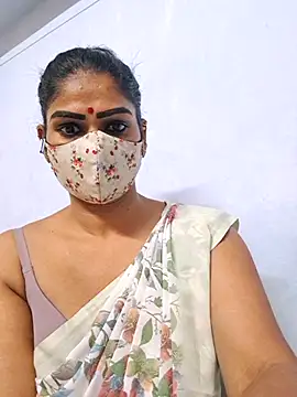 Snapshot of sherlin24 chatting on September 30, 2025, 4:35 pm sherlin24 online show from September 30, 2025, 4:35 pm