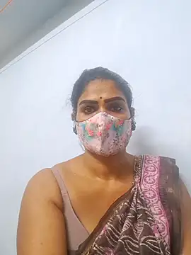 Snapshot of sherlin24 chatting on October 13, 2025, 2:07 pm sherlin24 online show from October 13, 2025, 2:07 pm