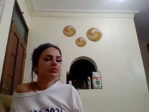 Hotsharwty online show from January 14, 2026, 6:22 pm