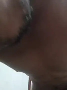 Snapshot of Shawnzinho chatting on November 10, 2025, 10:26 pm Shawnzinho online show from November 10, 2025, 10:26 pm