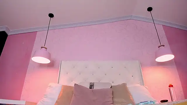 Boss Domiinator online show from March 1, 2026, 9:42 am