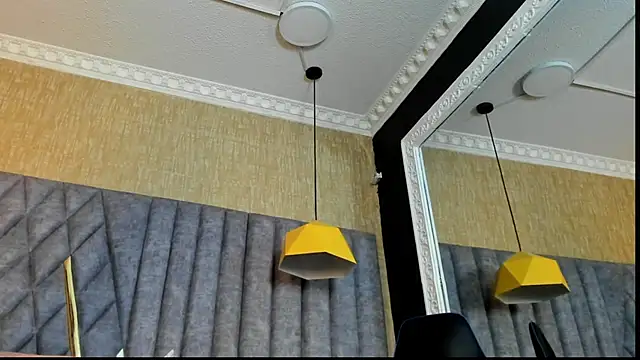 Boss Domiinator online show from October 24, 2025, 3:16 am