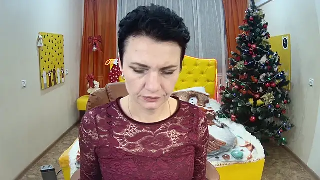 AvaSaturnian online show from December 22, 2025, 1:22 pm