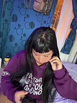 Michluxe 69 online show from February 11, 2026, 1:27 am