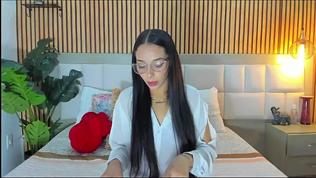 Snapshot of Roseaurora chatting on February 21, 2026, 12:40 pm Roseaurora online show from February 21, 2026, 12:40 pm