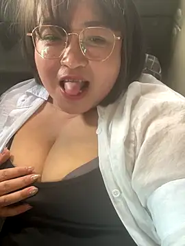 icewoman888 online show from October 14, 2025, 2:34 am