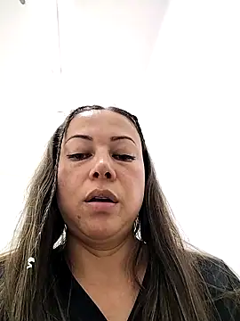 Madisson-04  online show from November 7, 2025, 7:18 pm