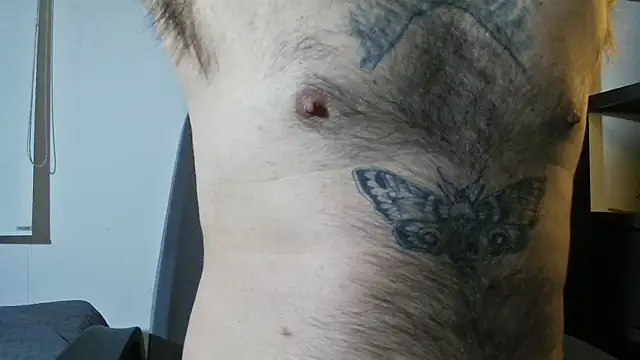 DaddyBear   online show from September 21, 2025, 8:47 pm