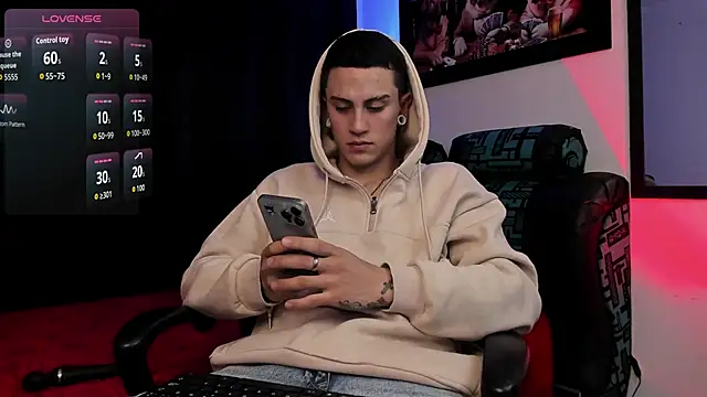 Snapshot of Sebas_maverick chatting on February 12, 2026, 11:48 pm Sebas maverick online show from February 12, 2026, 11:48 pm