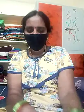 Snapshot of Mee_harini-telugupilla chatting on October 19, 2025, 9:17 pm Mee harini-telugupilla online show from October 19, 2025, 9:17 pm