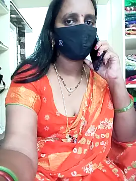 Snapshot of Mee_harini-telugupilla chatting on October 19, 2025, 5:54 am Mee harini-telugupilla online show from October 19, 2025, 5:54 am