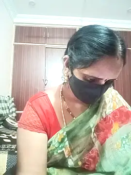 Snapshot of Mee_harini-telugupilla chatting on October 15, 2025, 4:55 am Mee harini-telugupilla online show from October 15, 2025, 4:55 am