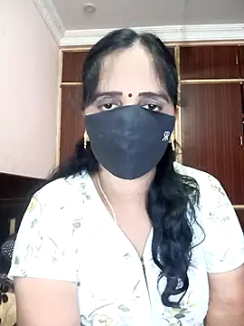 Snapshot of Mee_harini-telugupilla chatting on October 10, 2025, 7:20 am Mee harini-telugupilla online show from October 10, 2025, 7:20 am