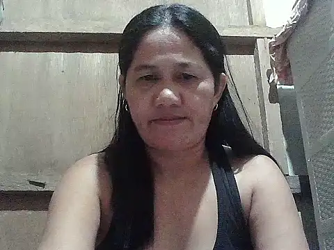 Snapshot of hotmama_063 chatting on May 20, 2026, 10:34 am hotmama 063 online show from May 20, 2026, 10:34 am