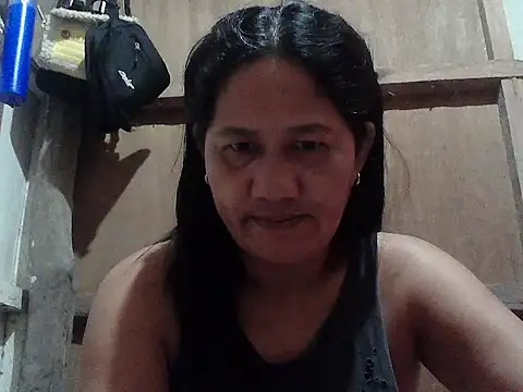 Snapshot of hotmama_063 chatting on January 5, 2026, 9:29 pm hotmama 063 online show from January 5, 2026, 9:29 pm