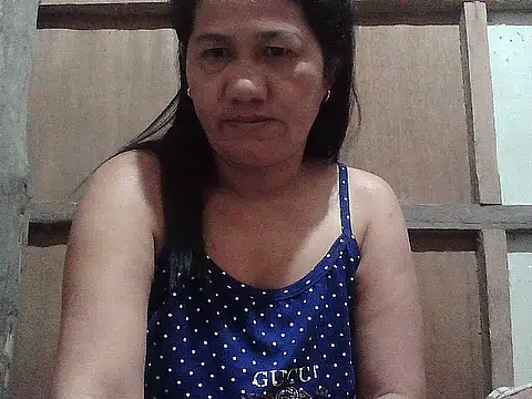 hotmama 063 online show from March 3, 2026, 8:49 pm