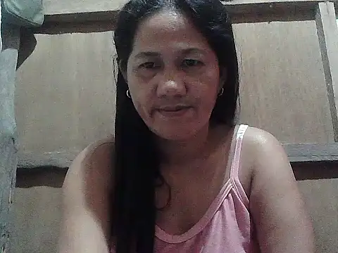 Snapshot of hotmama_063 chatting on December 17, 2025, 9:09 pm hotmama 063 online show from December 17, 2025, 9:09 pm