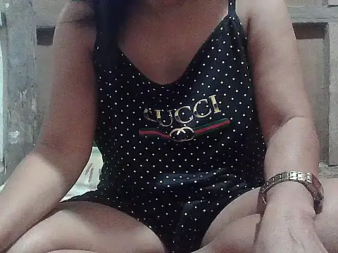 Snapshot of hotmama_063 chatting on January 11, 2026, 10:38 pm hotmama 063 online show from January 11, 2026, 10:38 pm