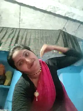 LUCKY cut online show from October 31, 2025, 8:22 am