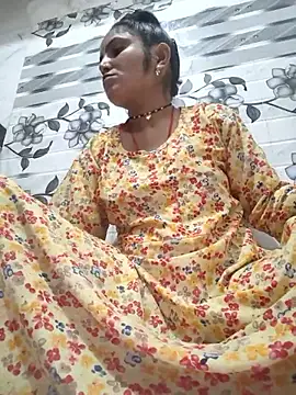 LUCKY cut online show from April 21, 2026, 2:56 pm