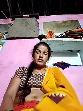 Nillohot online show from October 20, 2025, 11:49 pm
