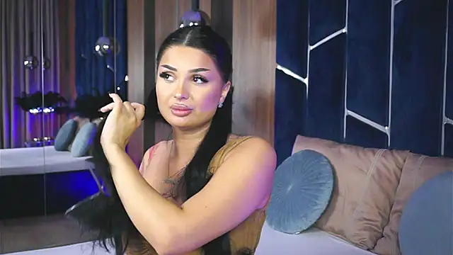 KylieKroftt online show from November 11, 2025, 9:42 pm